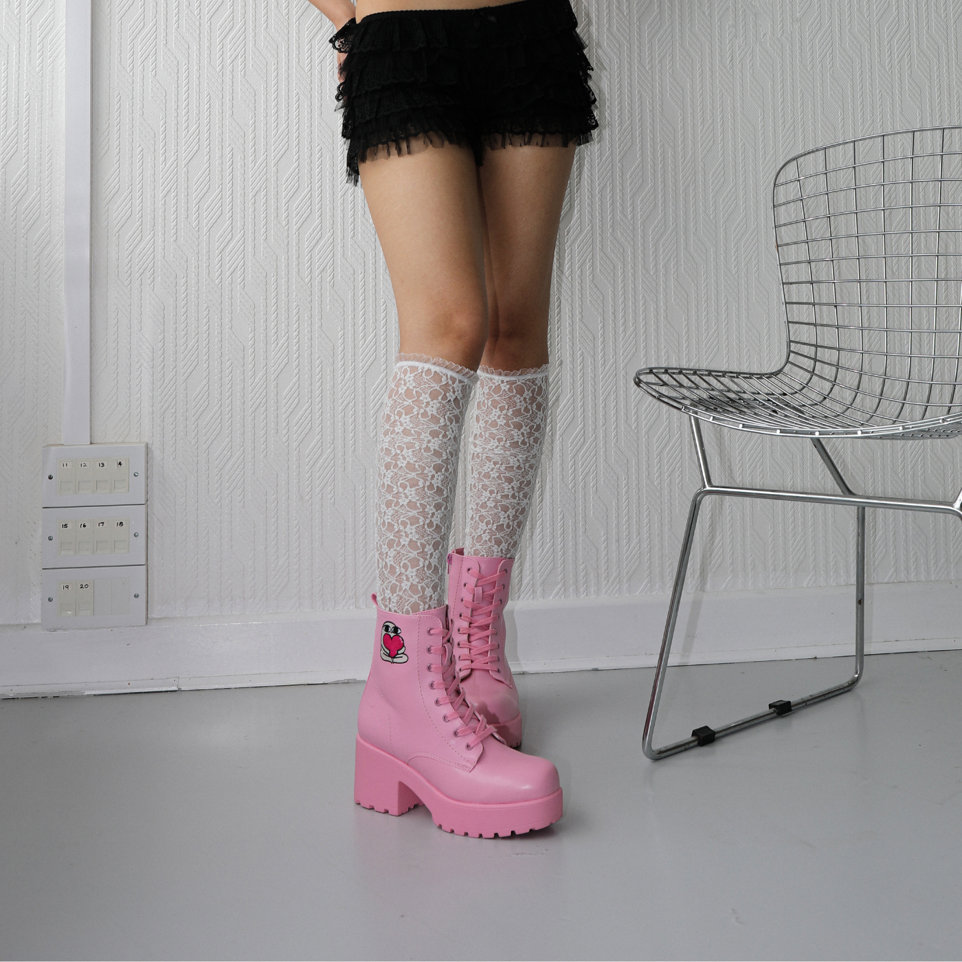 Love Urself Ketnipz Lace Up Boots - Pink