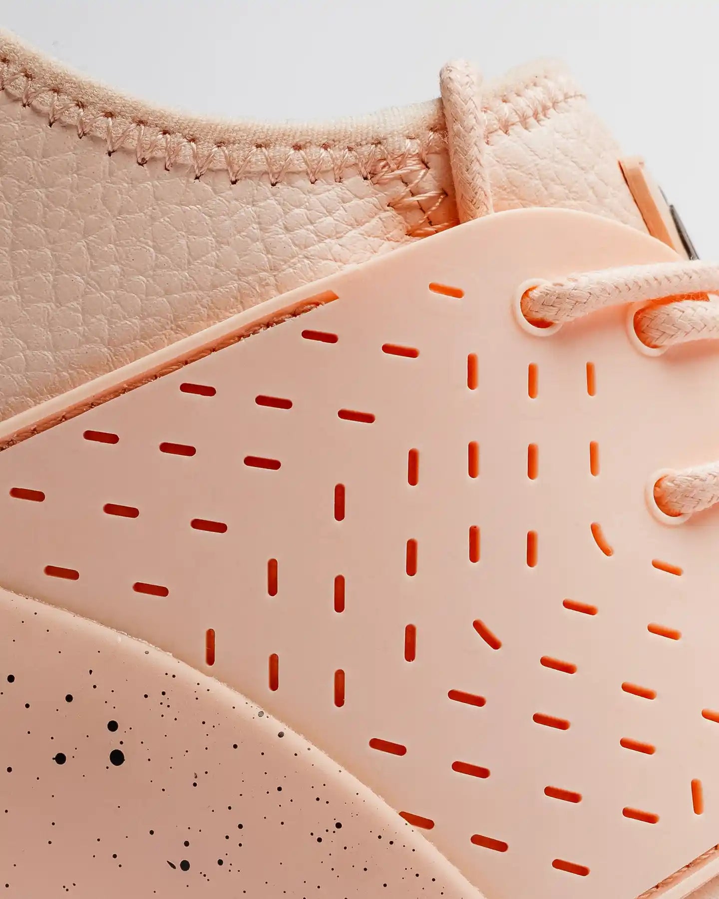 Spacecloud Premium 2.0 Unisex - Pale Peach