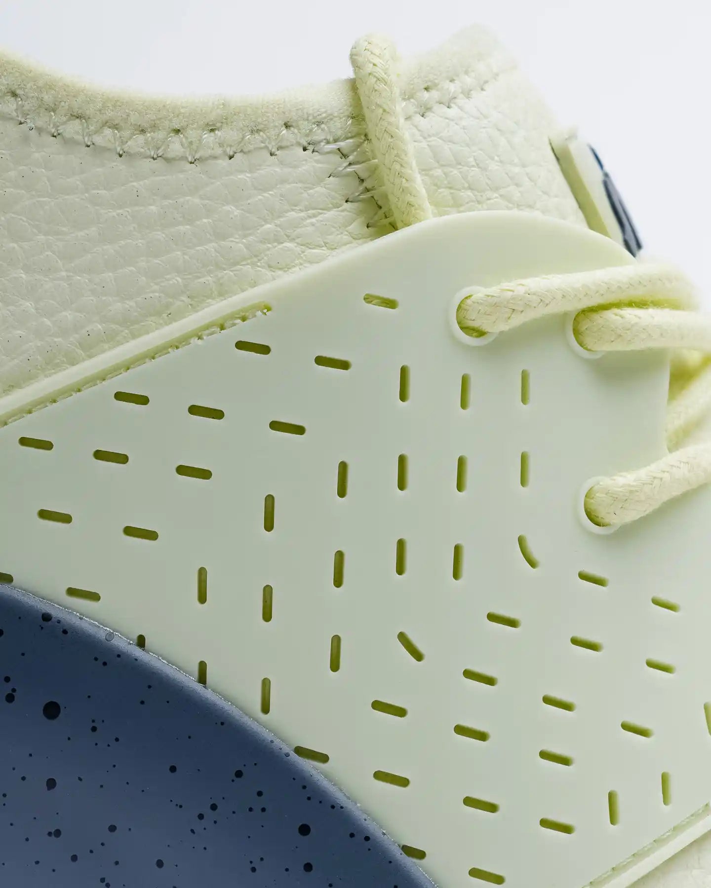 Spacecloud Premium 2.0 Unisex - White Jade